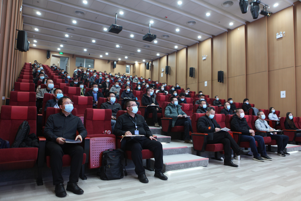 ks凯时微电召开中干高管述职会议